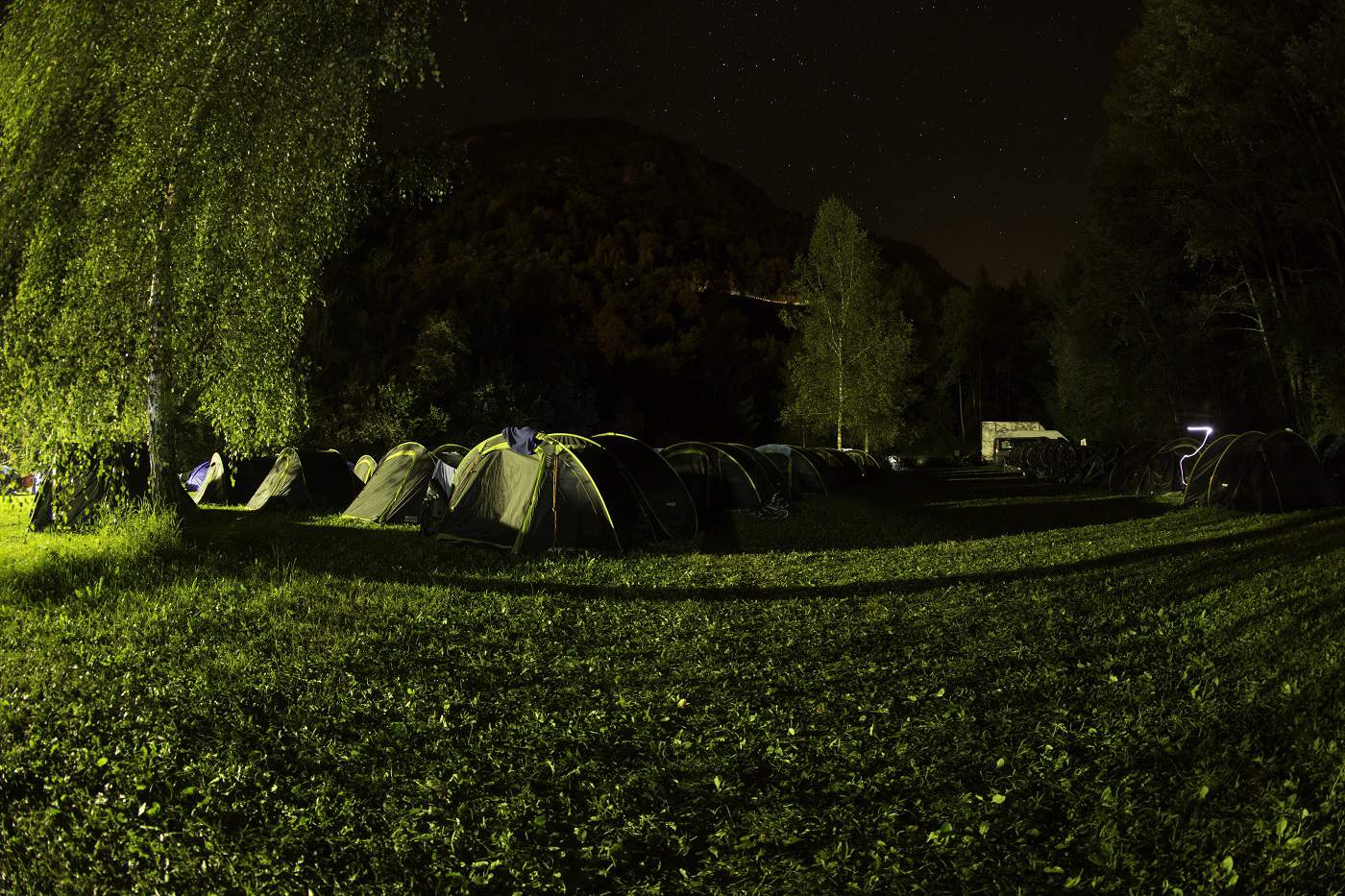 מחנה האוהלים של התחרות